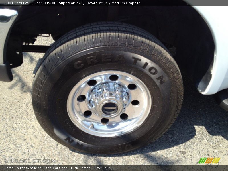 Oxford White / Medium Graphite 2001 Ford F250 Super Duty XLT SuperCab 4x4