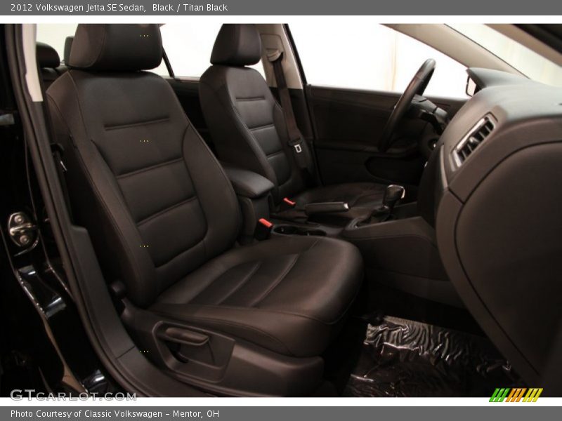 Black / Titan Black 2012 Volkswagen Jetta SE Sedan