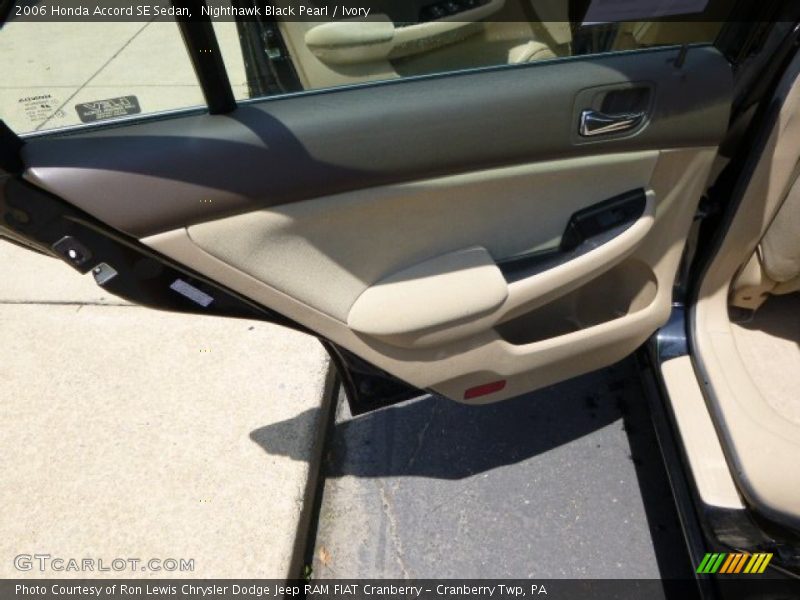 Nighthawk Black Pearl / Ivory 2006 Honda Accord SE Sedan