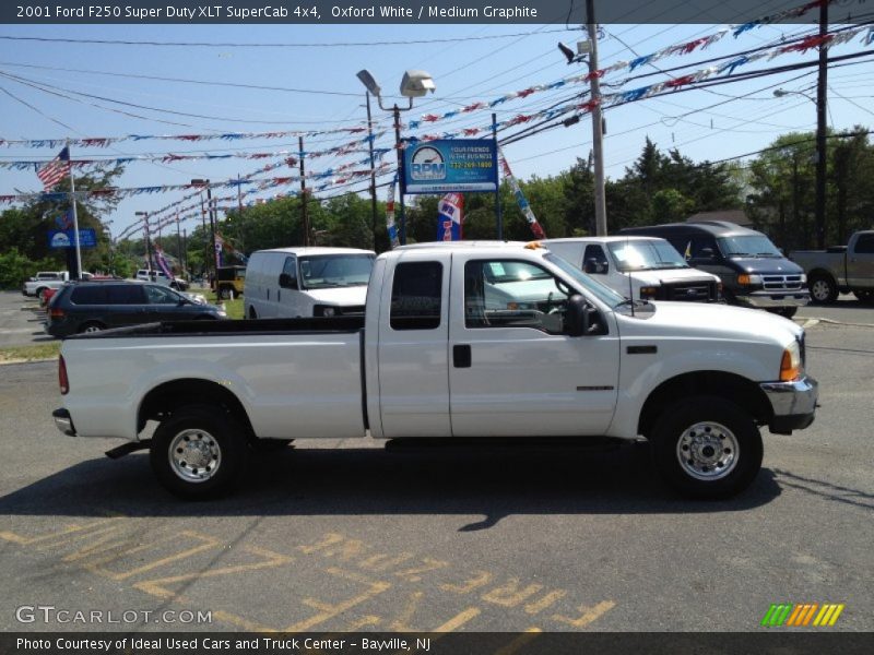 Oxford White / Medium Graphite 2001 Ford F250 Super Duty XLT SuperCab 4x4