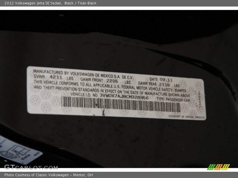 Black / Titan Black 2012 Volkswagen Jetta SE Sedan