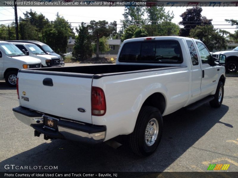 Oxford White / Medium Graphite 2001 Ford F250 Super Duty XLT SuperCab 4x4
