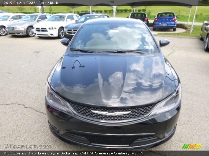 Black / Black 2015 Chrysler 200 S