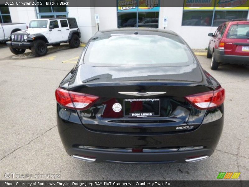 Black / Black 2015 Chrysler 200 S
