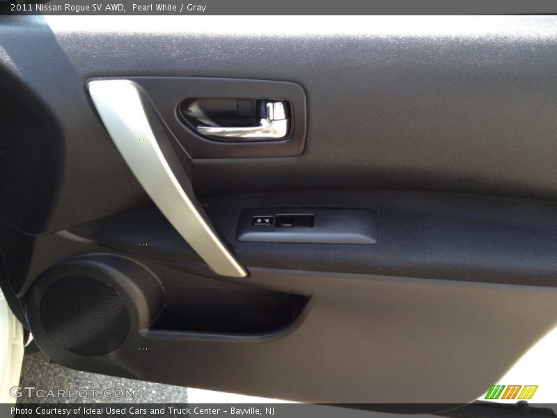 Pearl White / Gray 2011 Nissan Rogue SV AWD