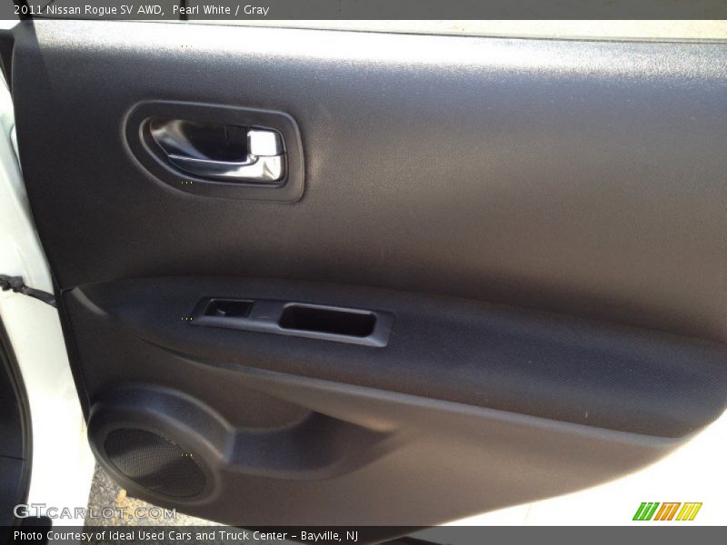 Pearl White / Gray 2011 Nissan Rogue SV AWD