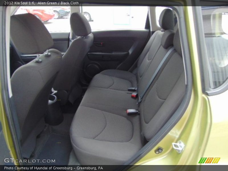 Alien Green / Black Cloth 2012 Kia Soul 1.6