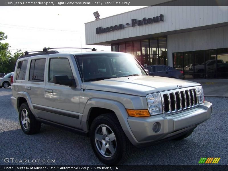 Light Graystone Pearl Coat / Dark Slate Gray 2009 Jeep Commander Sport
