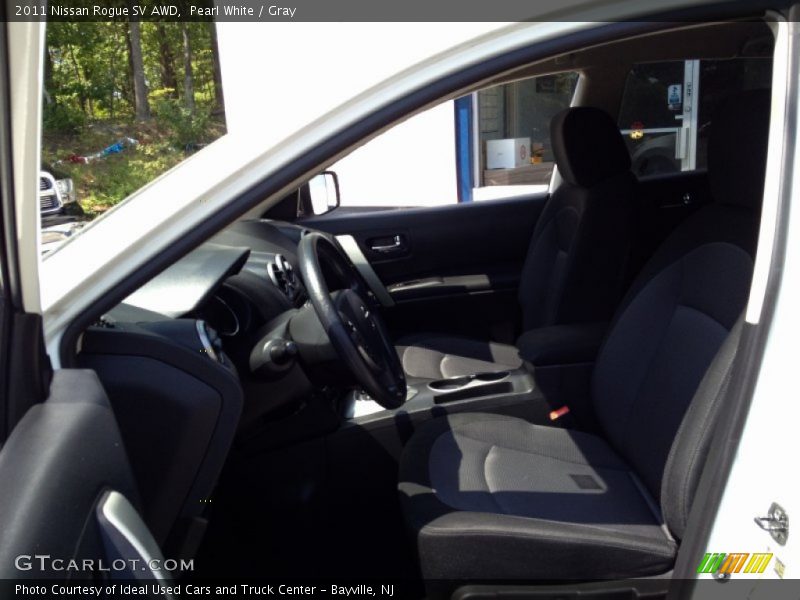 Pearl White / Gray 2011 Nissan Rogue SV AWD