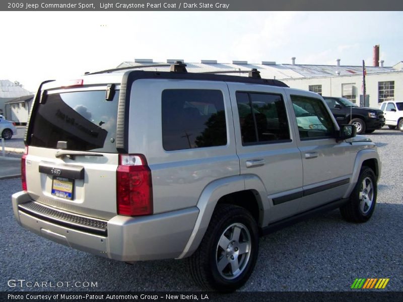 Light Graystone Pearl Coat / Dark Slate Gray 2009 Jeep Commander Sport