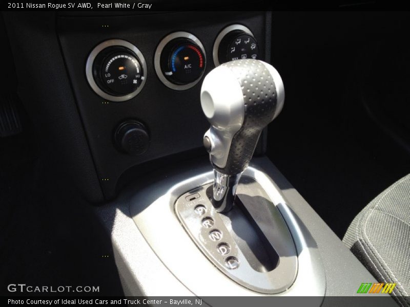 Pearl White / Gray 2011 Nissan Rogue SV AWD