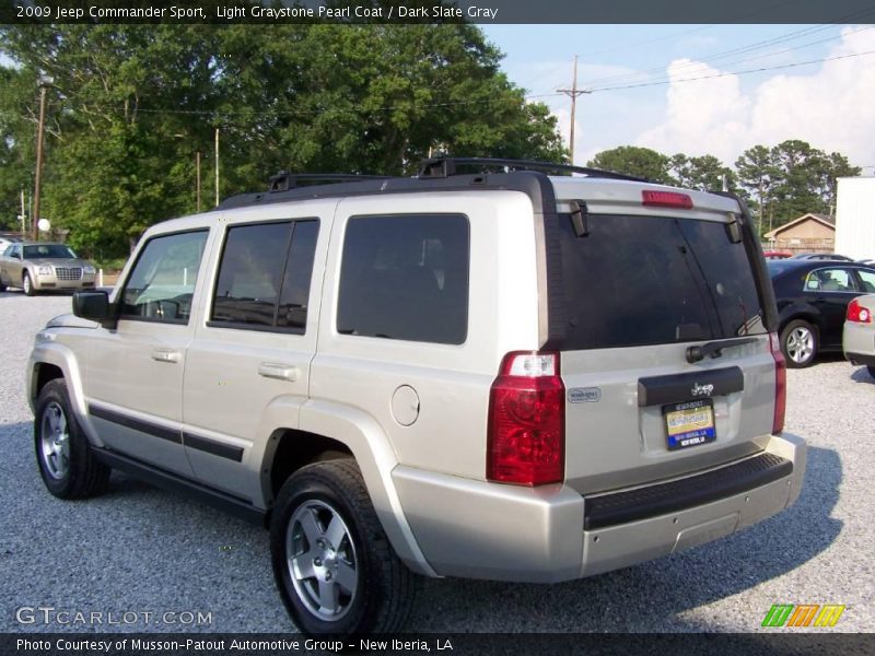 Light Graystone Pearl Coat / Dark Slate Gray 2009 Jeep Commander Sport