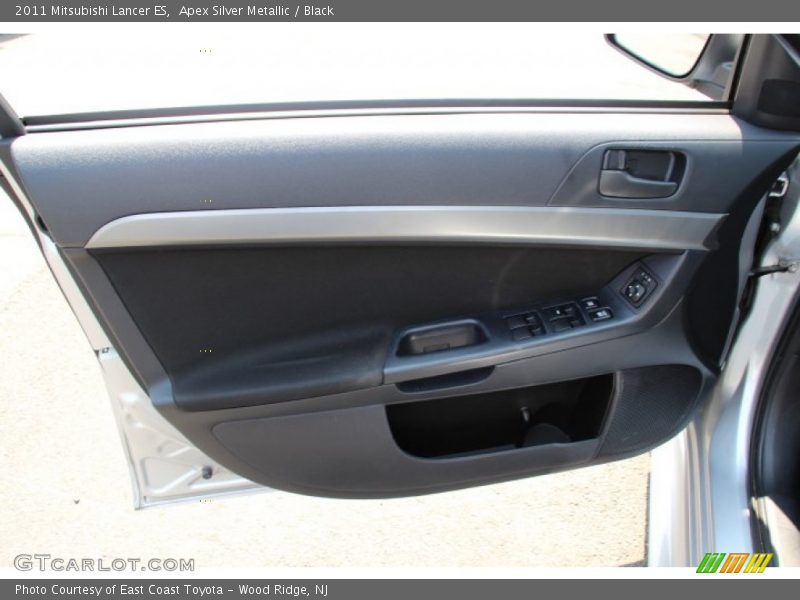 Apex Silver Metallic / Black 2011 Mitsubishi Lancer ES