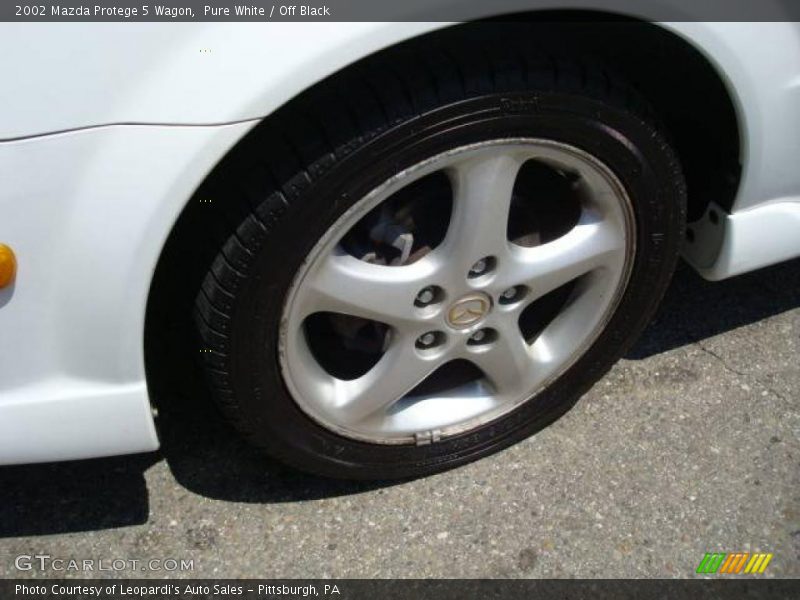 Pure White / Off Black 2002 Mazda Protege 5 Wagon