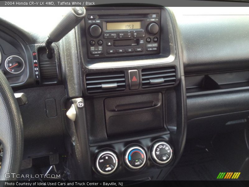 Taffeta White / Black 2004 Honda CR-V LX 4WD