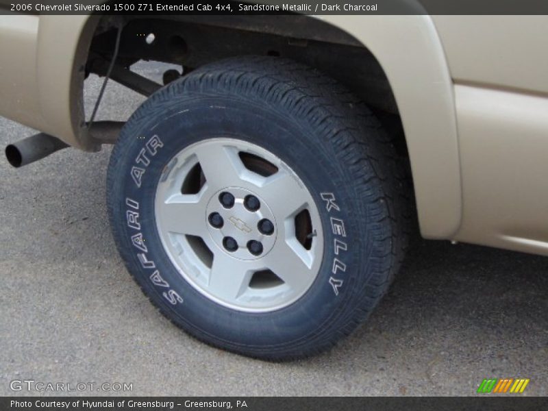Sandstone Metallic / Dark Charcoal 2006 Chevrolet Silverado 1500 Z71 Extended Cab 4x4