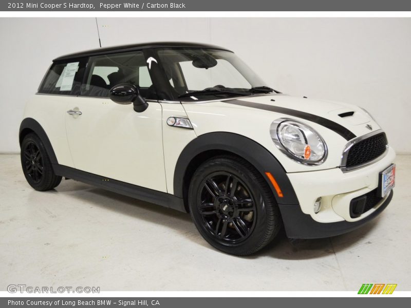 Pepper White / Carbon Black 2012 Mini Cooper S Hardtop