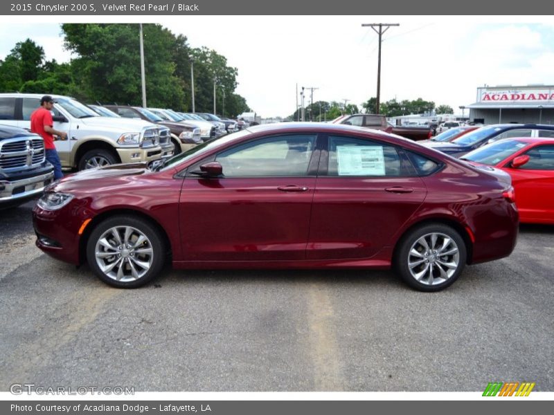 Velvet Red Pearl / Black 2015 Chrysler 200 S