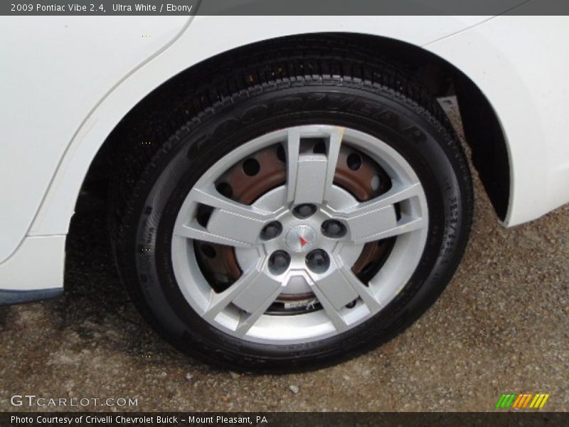 Ultra White / Ebony 2009 Pontiac Vibe 2.4