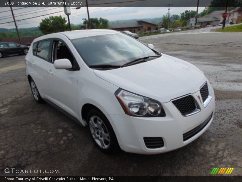 Ultra White / Ebony 2009 Pontiac Vibe 2.4