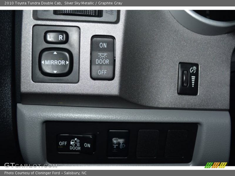 Silver Sky Metallic / Graphite Gray 2010 Toyota Tundra Double Cab