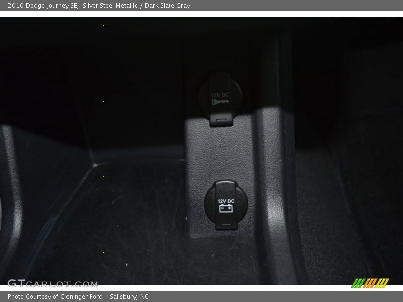 Silver Steel Metallic / Dark Slate Gray 2010 Dodge Journey SE