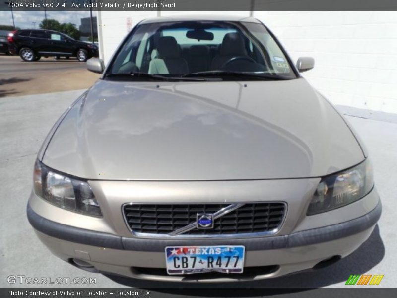 Ash Gold Metallic / Beige/Light Sand 2004 Volvo S60 2.4