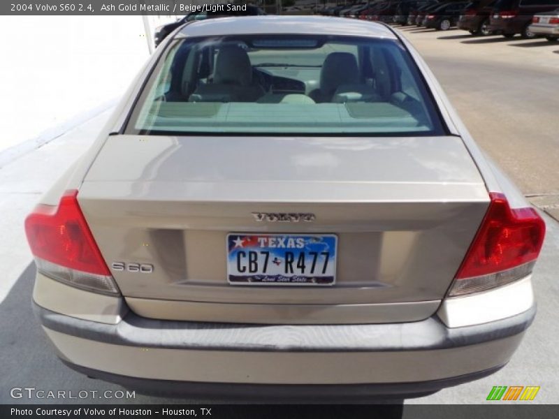 Ash Gold Metallic / Beige/Light Sand 2004 Volvo S60 2.4