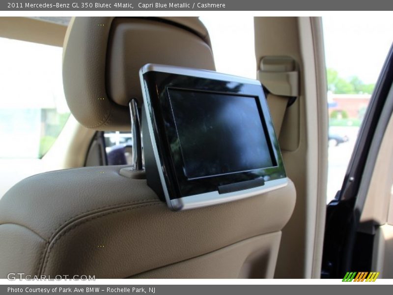 Capri Blue Metallic / Cashmere 2011 Mercedes-Benz GL 350 Blutec 4Matic