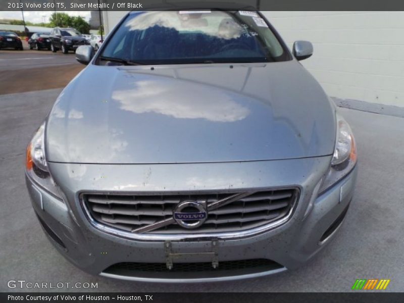 Silver Metallic / Off Black 2013 Volvo S60 T5