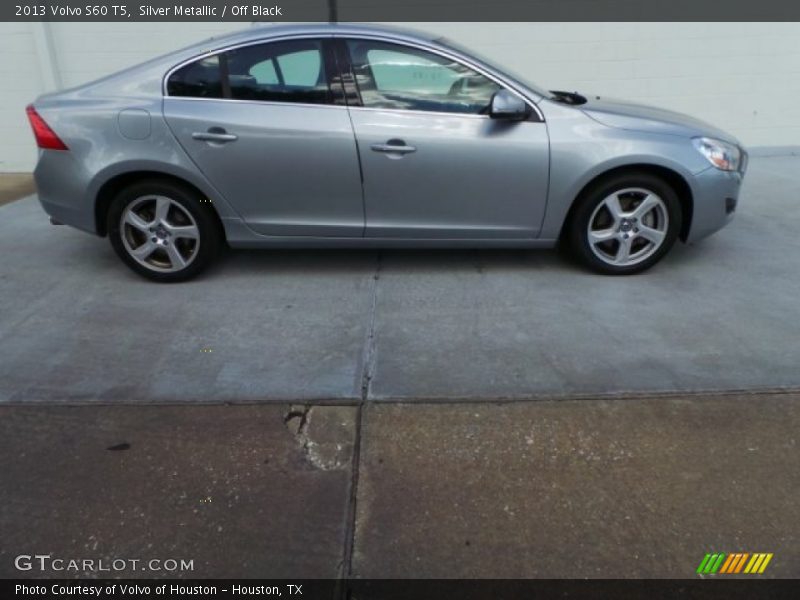 Silver Metallic / Off Black 2013 Volvo S60 T5
