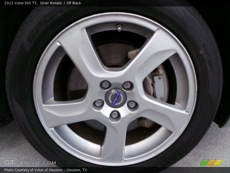 Silver Metallic / Off Black 2013 Volvo S60 T5