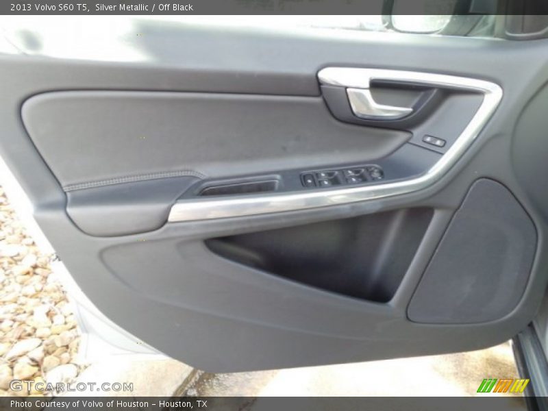 Silver Metallic / Off Black 2013 Volvo S60 T5