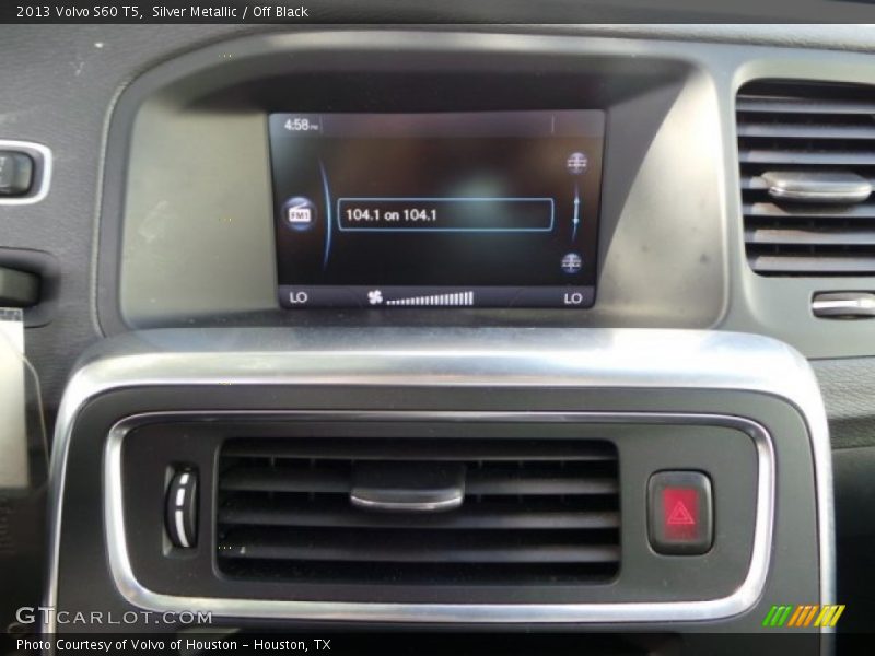 Silver Metallic / Off Black 2013 Volvo S60 T5