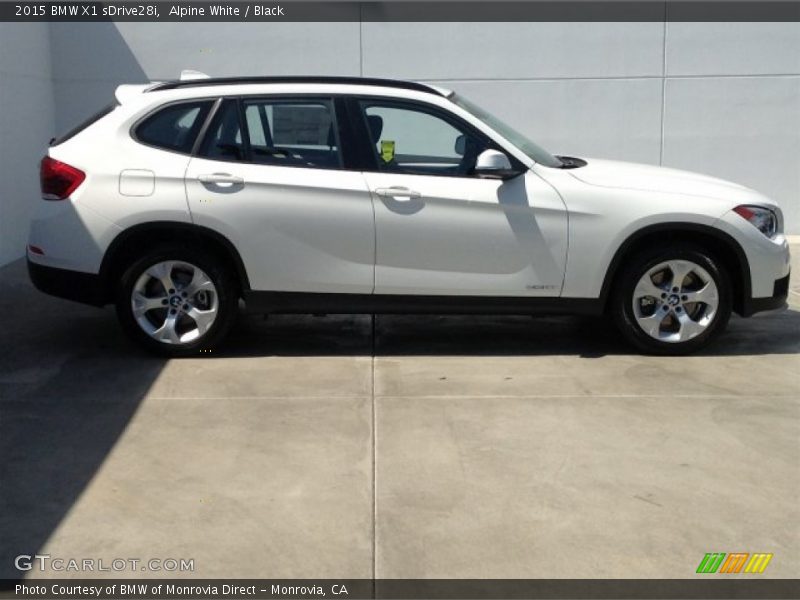 Alpine White / Black 2015 BMW X1 sDrive28i