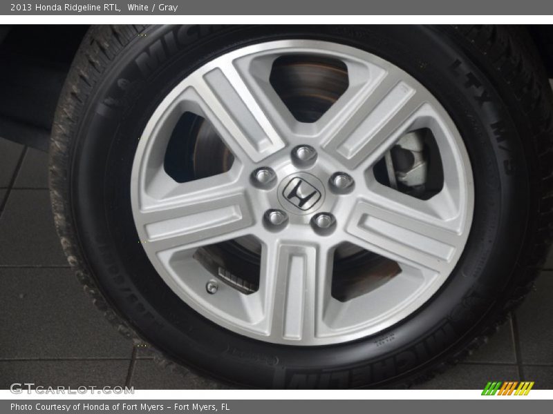 White / Gray 2013 Honda Ridgeline RTL