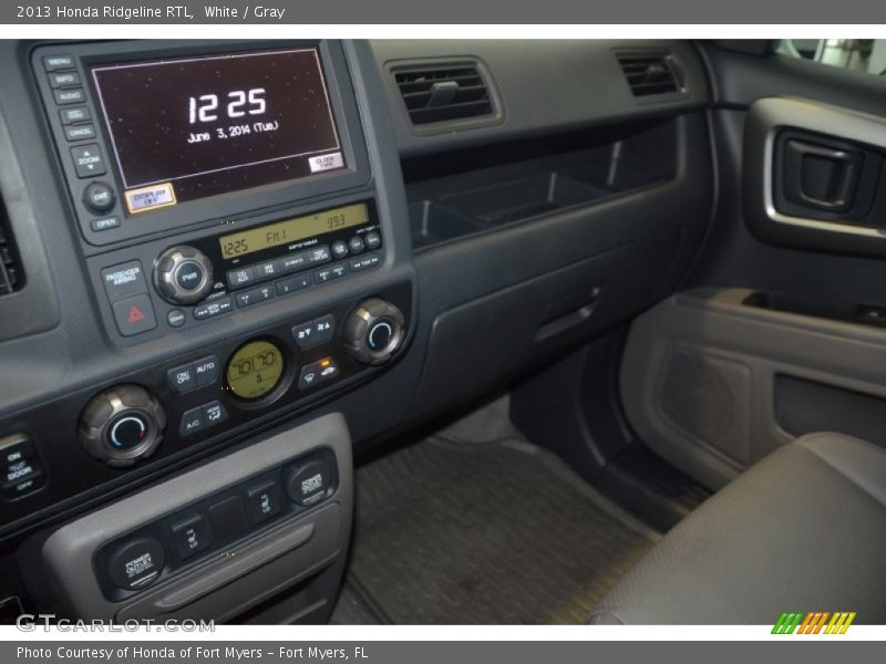 White / Gray 2013 Honda Ridgeline RTL