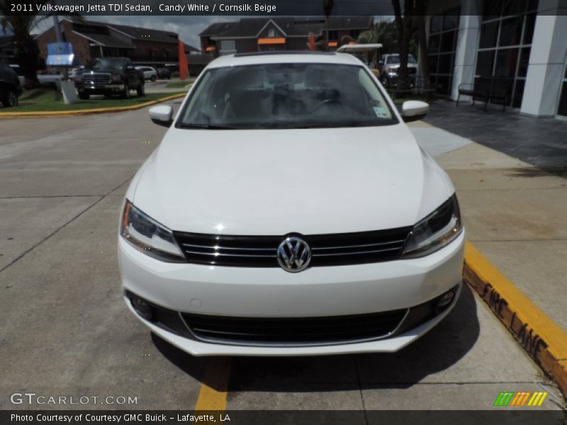 Candy White / Cornsilk Beige 2011 Volkswagen Jetta TDI Sedan
