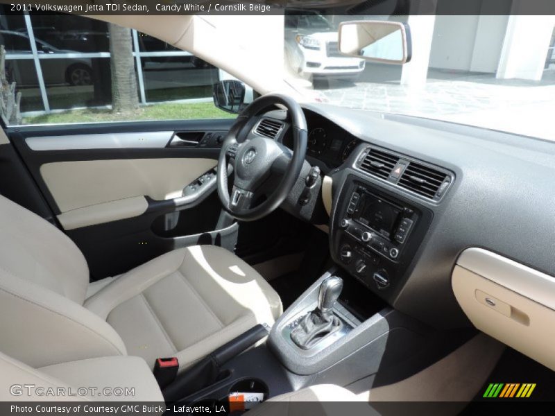 Candy White / Cornsilk Beige 2011 Volkswagen Jetta TDI Sedan