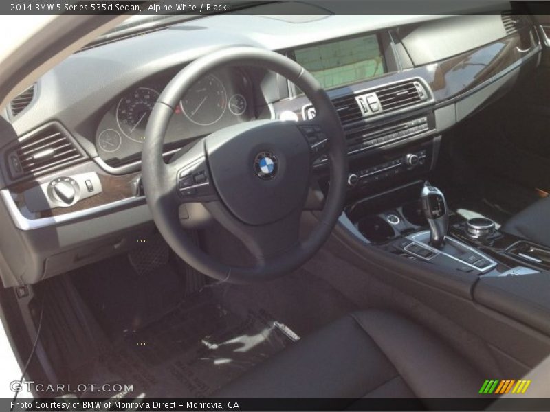 Alpine White / Black 2014 BMW 5 Series 535d Sedan