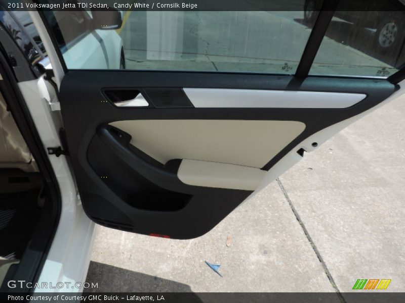 Candy White / Cornsilk Beige 2011 Volkswagen Jetta TDI Sedan