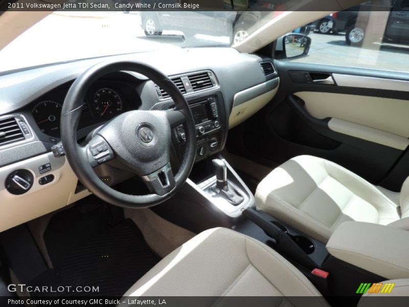Candy White / Cornsilk Beige 2011 Volkswagen Jetta TDI Sedan