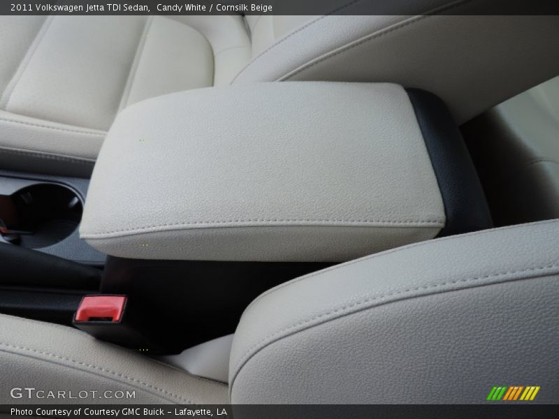 Candy White / Cornsilk Beige 2011 Volkswagen Jetta TDI Sedan