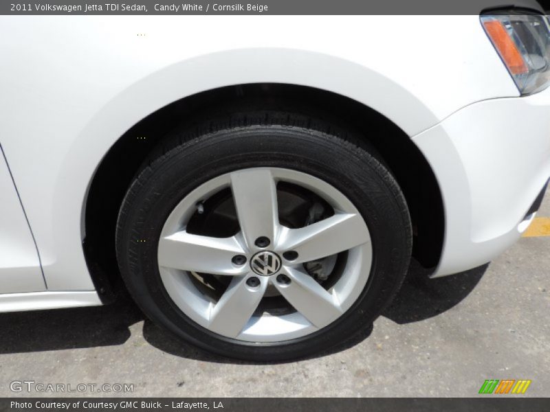 Candy White / Cornsilk Beige 2011 Volkswagen Jetta TDI Sedan
