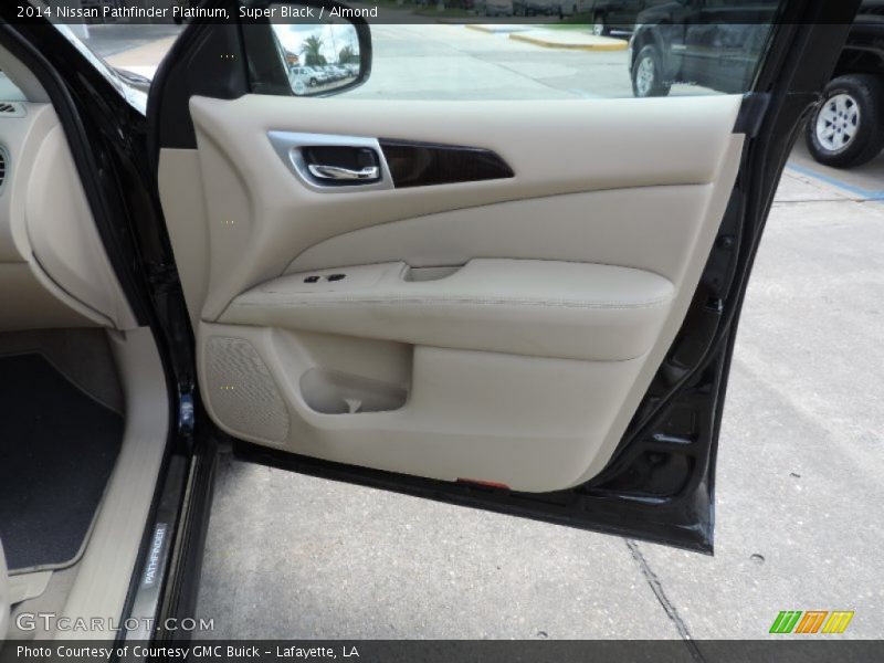 Super Black / Almond 2014 Nissan Pathfinder Platinum