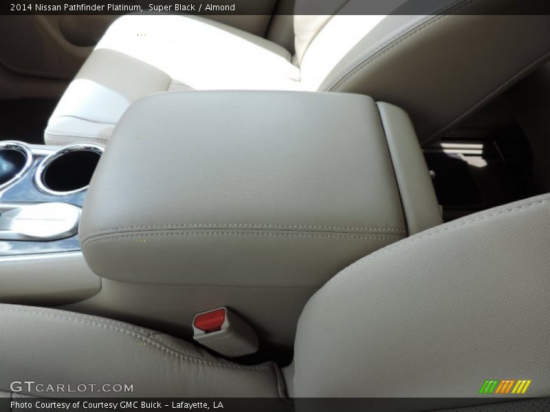 Super Black / Almond 2014 Nissan Pathfinder Platinum