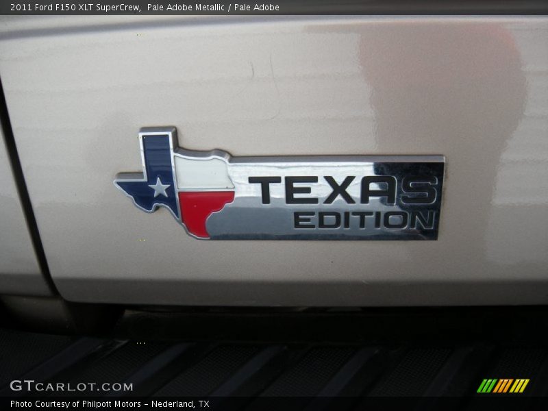 Pale Adobe Metallic / Pale Adobe 2011 Ford F150 XLT SuperCrew