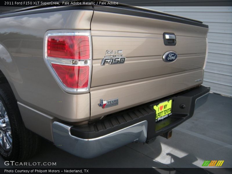 Pale Adobe Metallic / Pale Adobe 2011 Ford F150 XLT SuperCrew