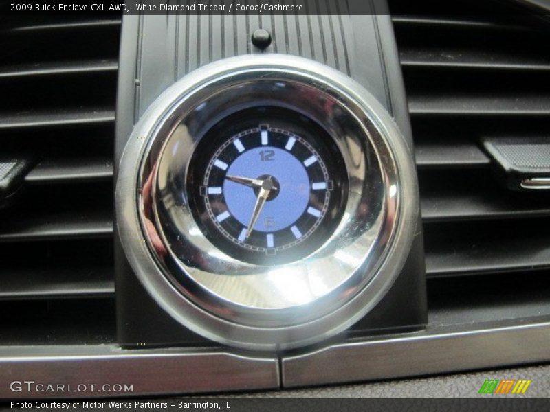 White Diamond Tricoat / Cocoa/Cashmere 2009 Buick Enclave CXL AWD