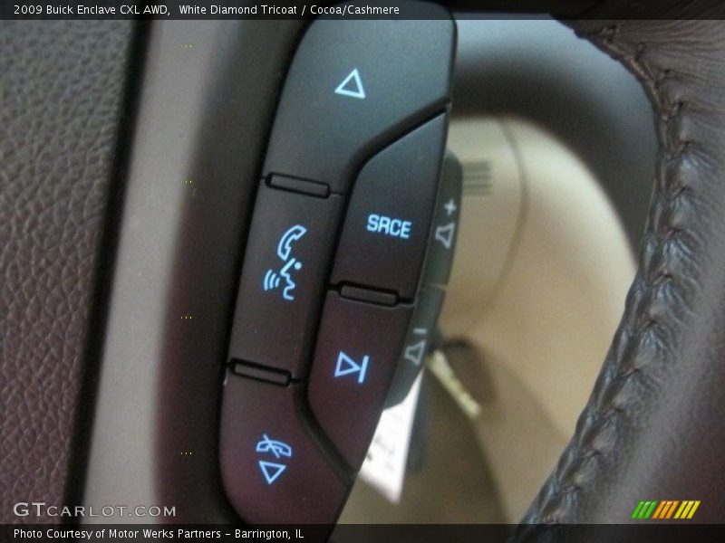 White Diamond Tricoat / Cocoa/Cashmere 2009 Buick Enclave CXL AWD